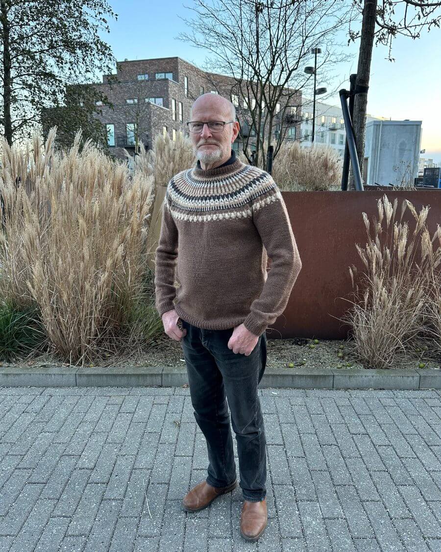 PetiteKnit Celeste Sweater Man - Schema