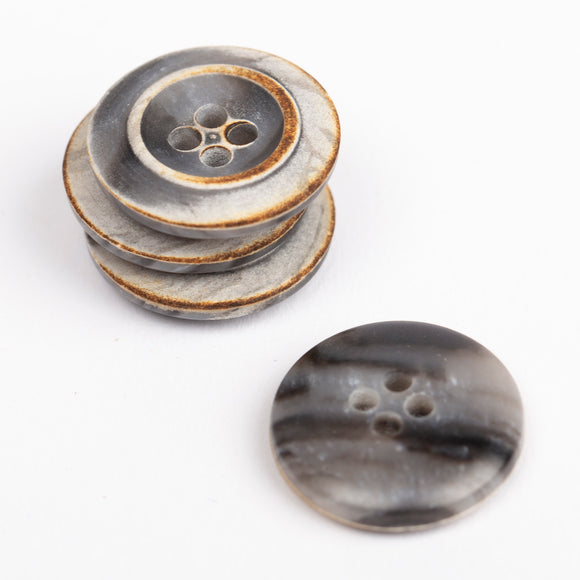 Drops karbamidinės sagos 18mm (smoked)