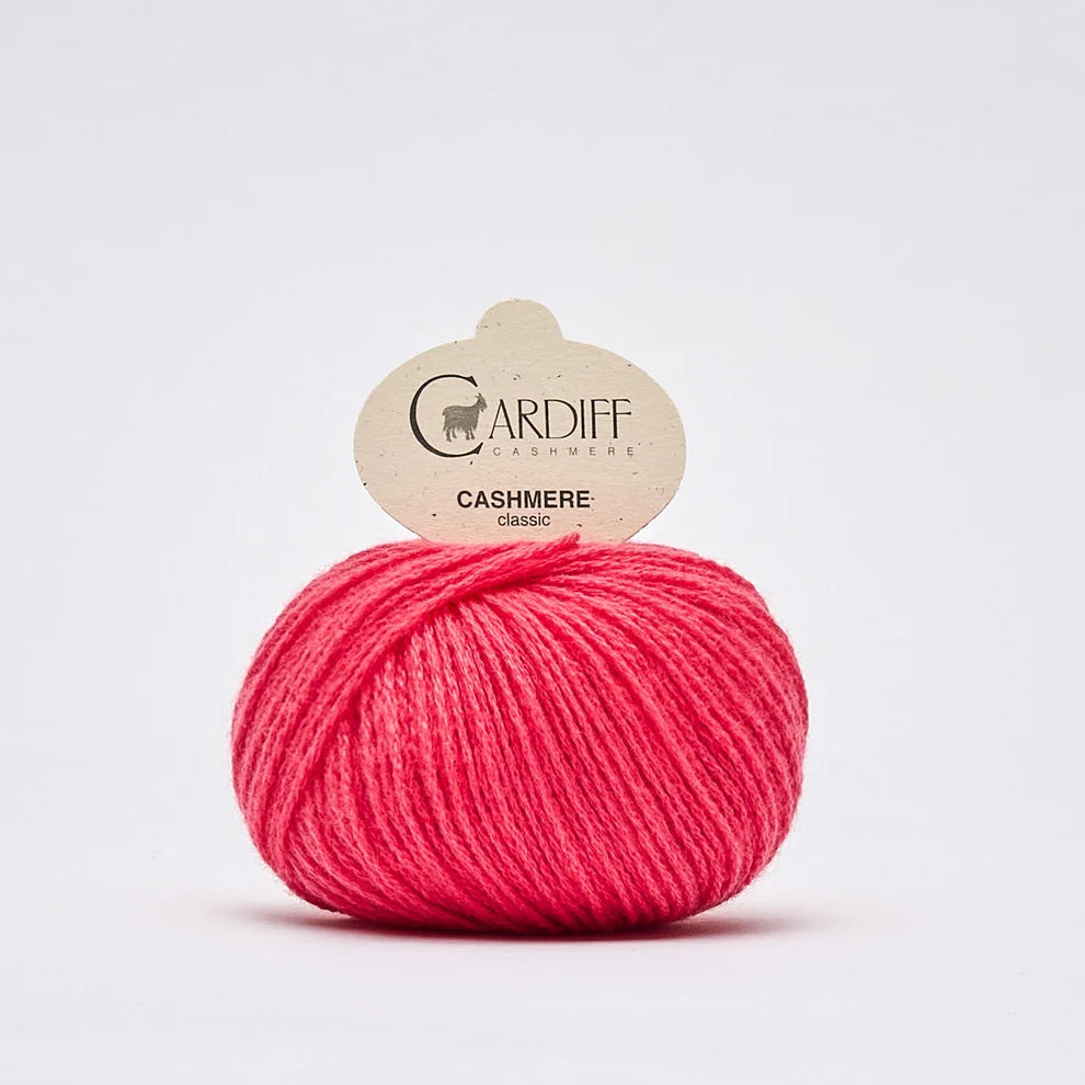 Cardiff Classic mezgimo siūlai 25g (kašmyras)