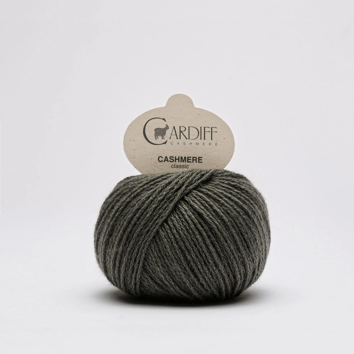 Cardiff Classic mezgimo siūlai 25g (kašmyras)