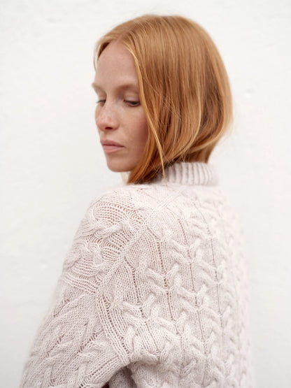 Laine knyga "Nordic Chic: Knitting a Modern Wardrobe" (Copy)