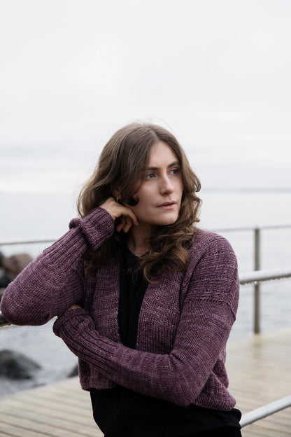 Laine knyga "Soothing Stitches: Knits for a Quiet Mind" - Pauliina Kuunsola