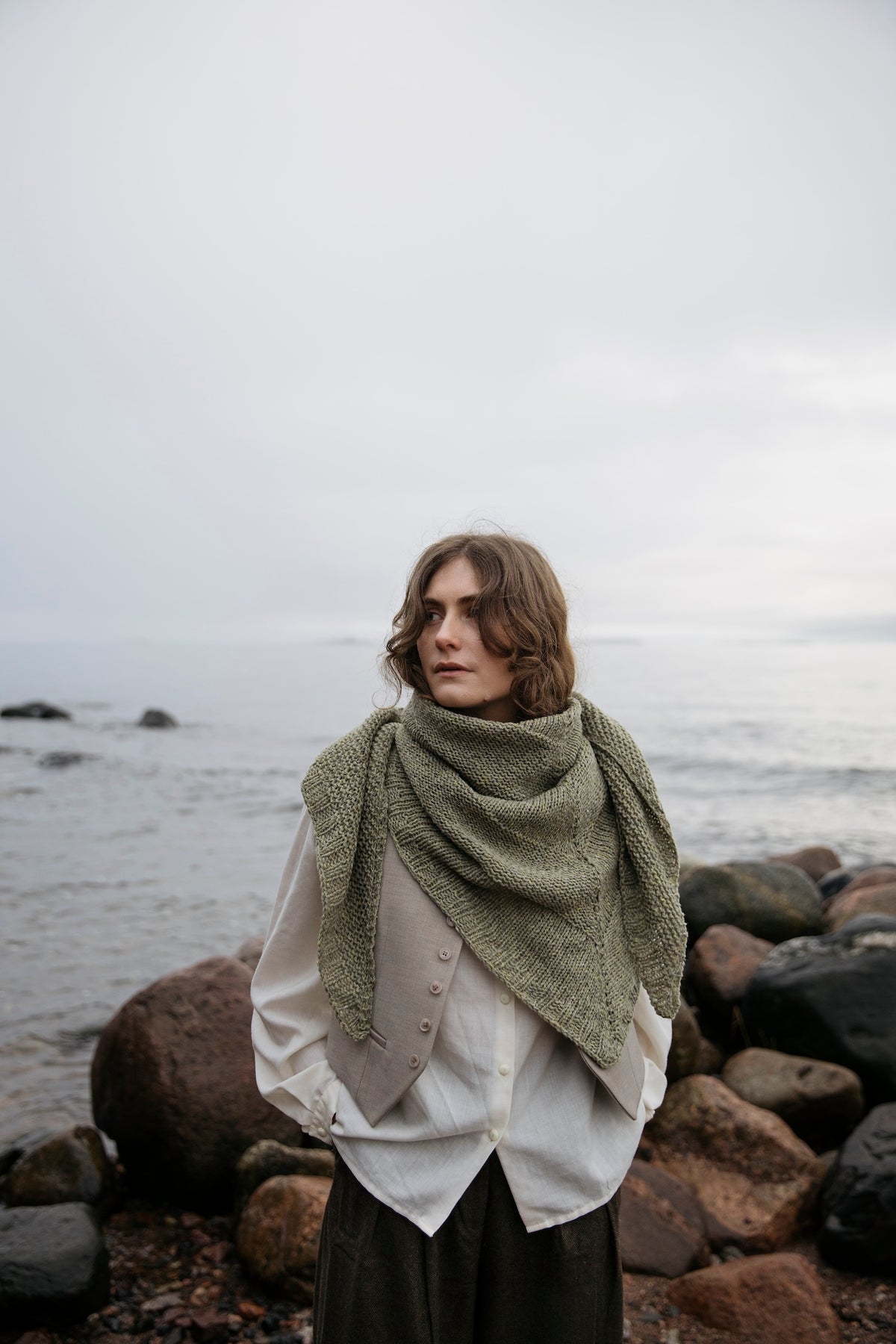 Laine knyga "Soothing Stitches: Knits for a Quiet Mind" - Pauliina Kuunsola