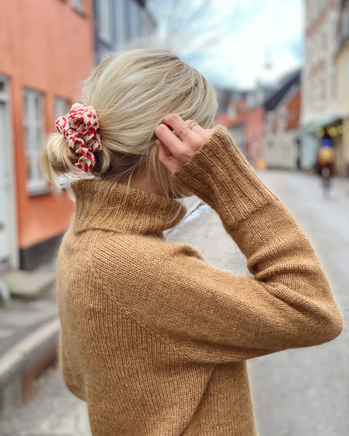 PetiteKnit Caramel Sweater - Schema