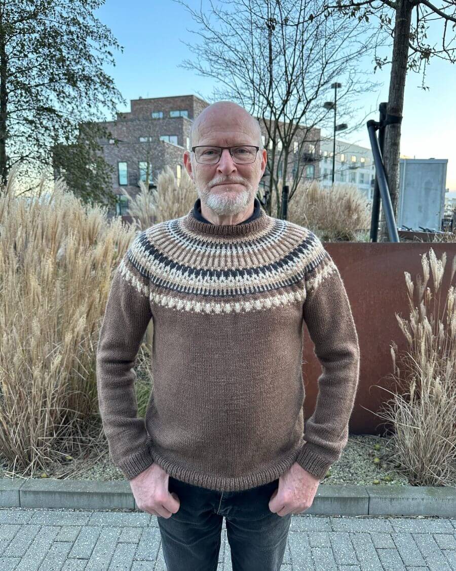 PetiteKnit Celeste Sweater Man - Schema