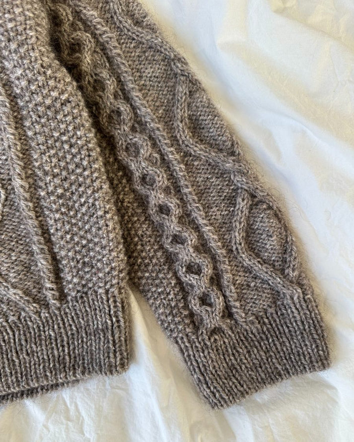 PetiteKnit Dagmar Zipper Sweater - Schema
