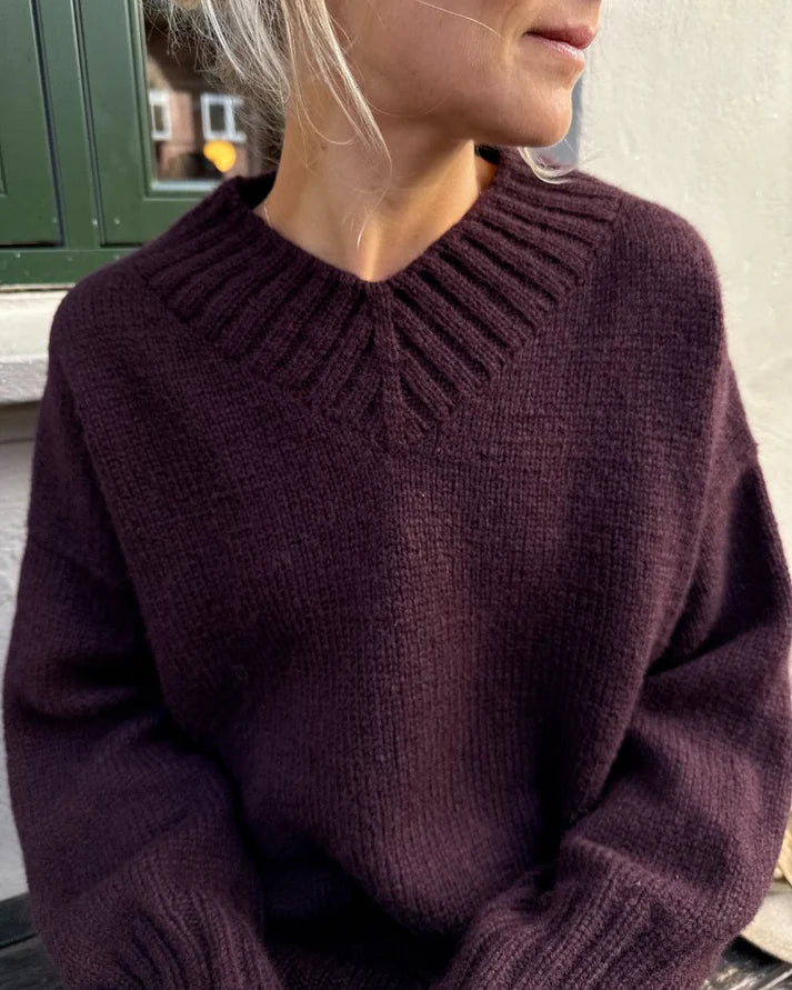 PetiteKnit Hannah Sweater V-neck - Schema