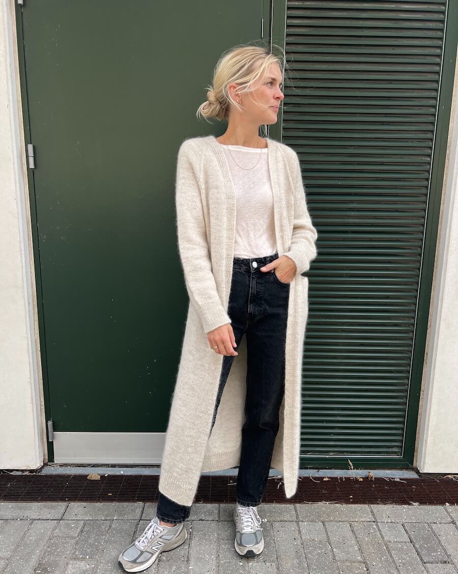 PetiteKnit No Frills Cardigan - Schema