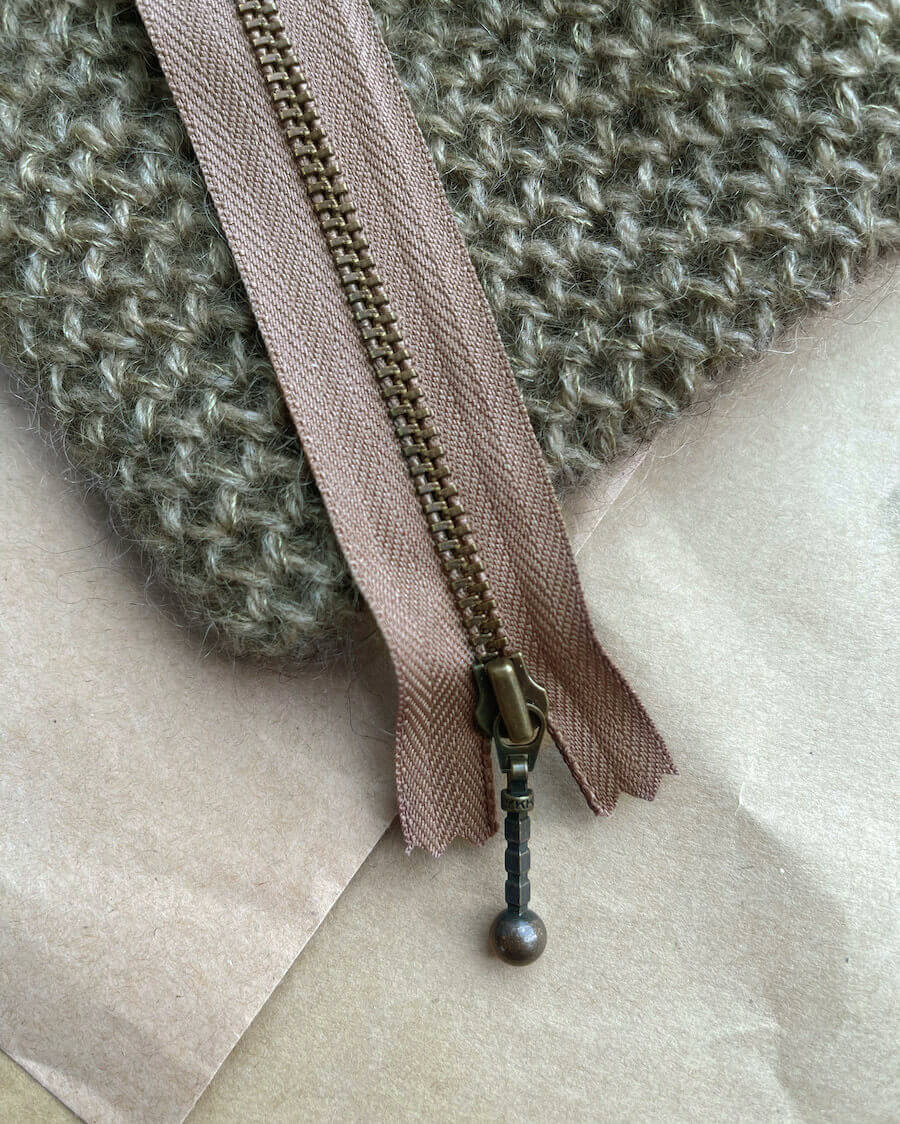PetiteKnit užtrauktukas 14cm