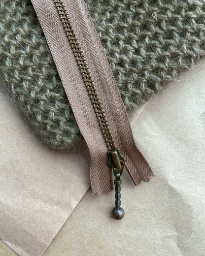 PetiteKnit užtrauktukas 14cm