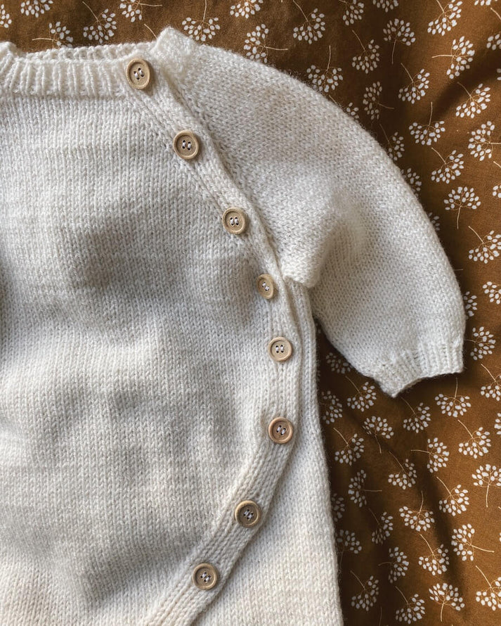 PetiteKnit Monday Suit Baby - Schema