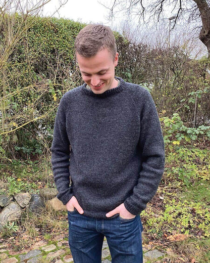 PetiteKnit Hanstholm Sweater Man - Schema