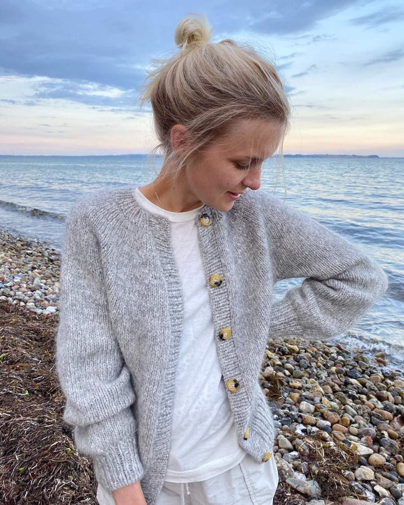 PetiteKnit Novice Cardigan (Chunky Edition) - Schema