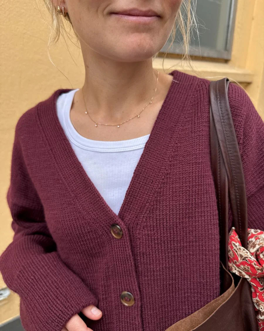 PetiteKnit Scarlet Cardigan - Schema