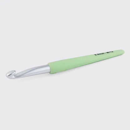 KnitPro Waves 2.0 spalvotas vąšelis su rankenėle 13cm